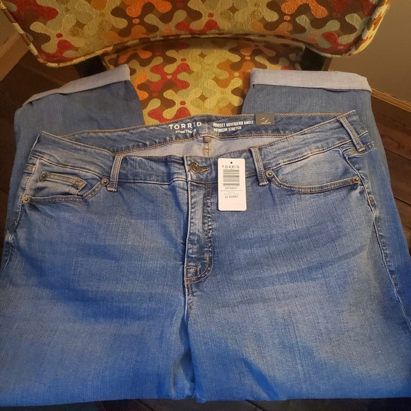 Torrid, NWT, size 20 short - Picture 4 of 4